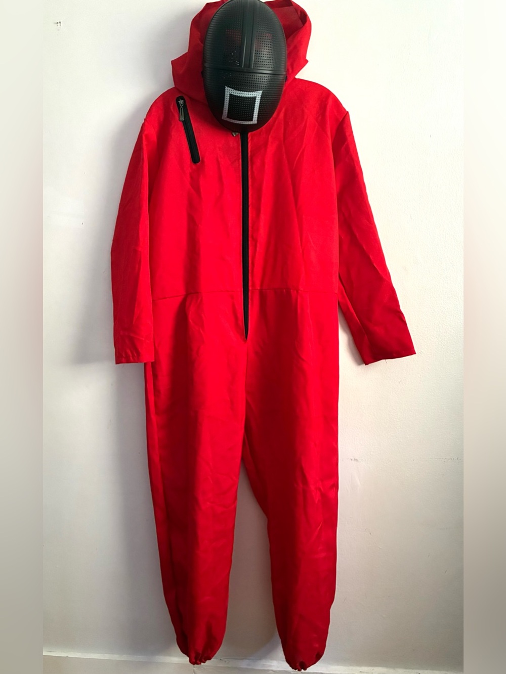 Men’s Squid Game’s Red Hooded Jumpsuit Costume Size Small